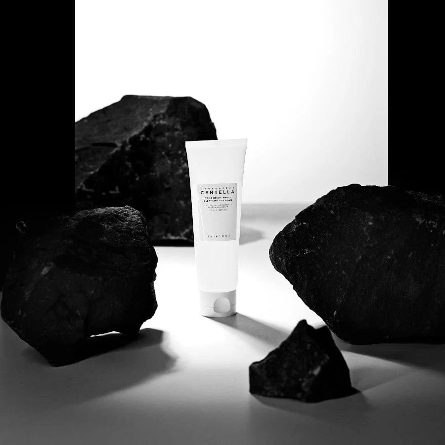 Skin1004 - Madagascar Centella Tone Brightening Cleansing Gel Foam 125ml - غسول التفتيح من سكن1004 125مل