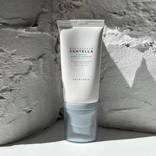 Skin1004 - Madagascar Centella Hyalu-Cica Water-Fit Sun Serum 50ml - واقي الشمس الهايلوسيكا الخفيف من سكن1004 50مل